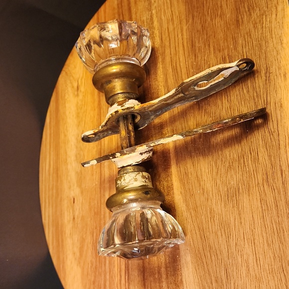 Vintage Clear Glass and Brass Door Knobs 2 attached Doorplates - Picture 7 of 16